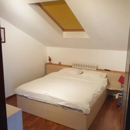 Casa Alessia Apartment *